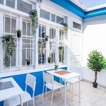 Bee Hostel ลิมาซอล ภายนอก รูปภาพ