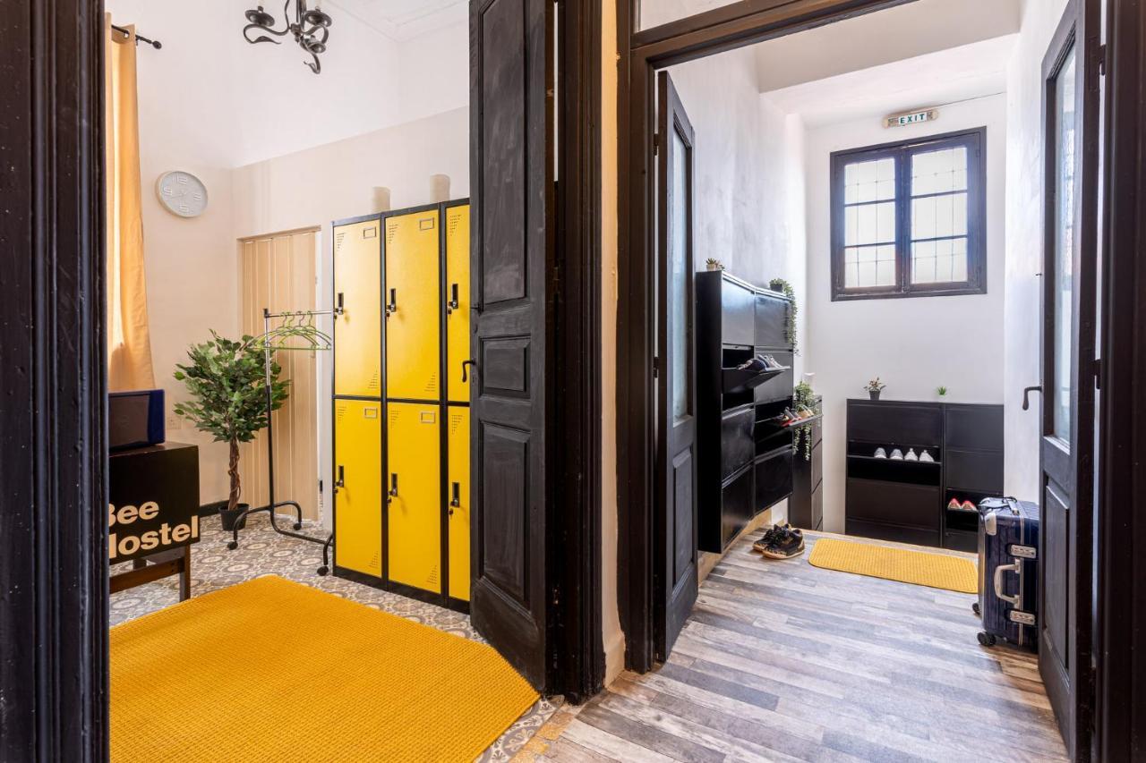 Bee Hostel ลิมาซอล ภายนอก รูปภาพ